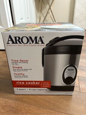Aroma 8 Cup Cooked Rice Cooker 2 Qt One-Touch Rice Cooker New Open Box